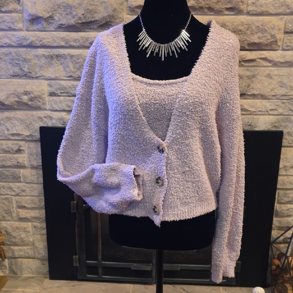 Jessica Simpson Women's Lavender Button-Up Sweater Set. Size Small. - Picture 6 of 10